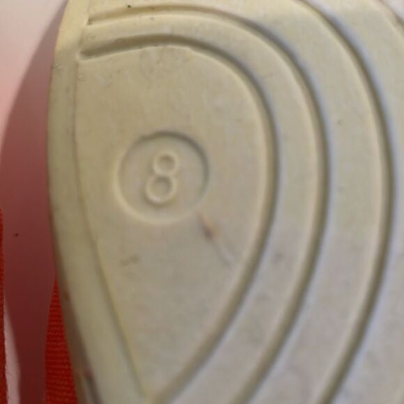 NWT Old Navy Canvass Slip On Sneakers Women's Size 8 - Picture 5 of 5